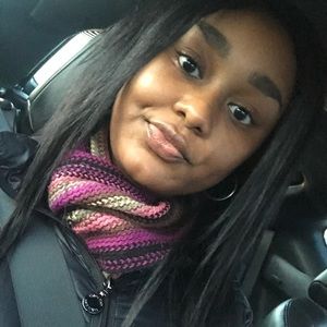 Meet your Posher, Symone